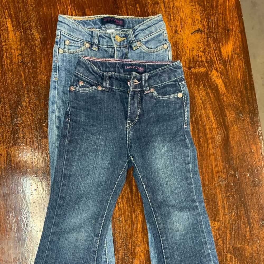 Lot of 3 pair of little girls Levi’s jeans, size 4 and 5